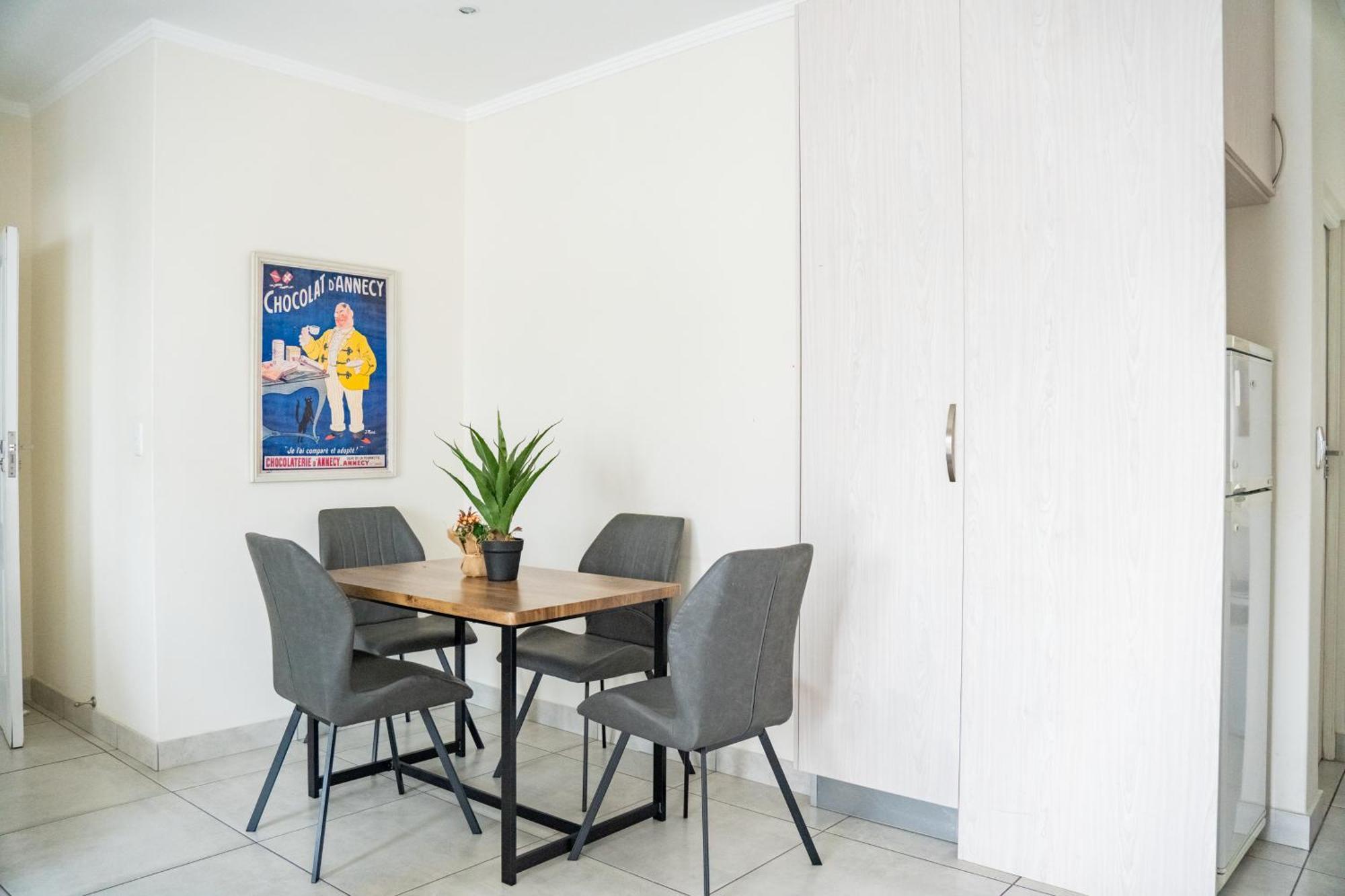 3 On Tessa Guesthouse Йоханесбург Екстериор снимка