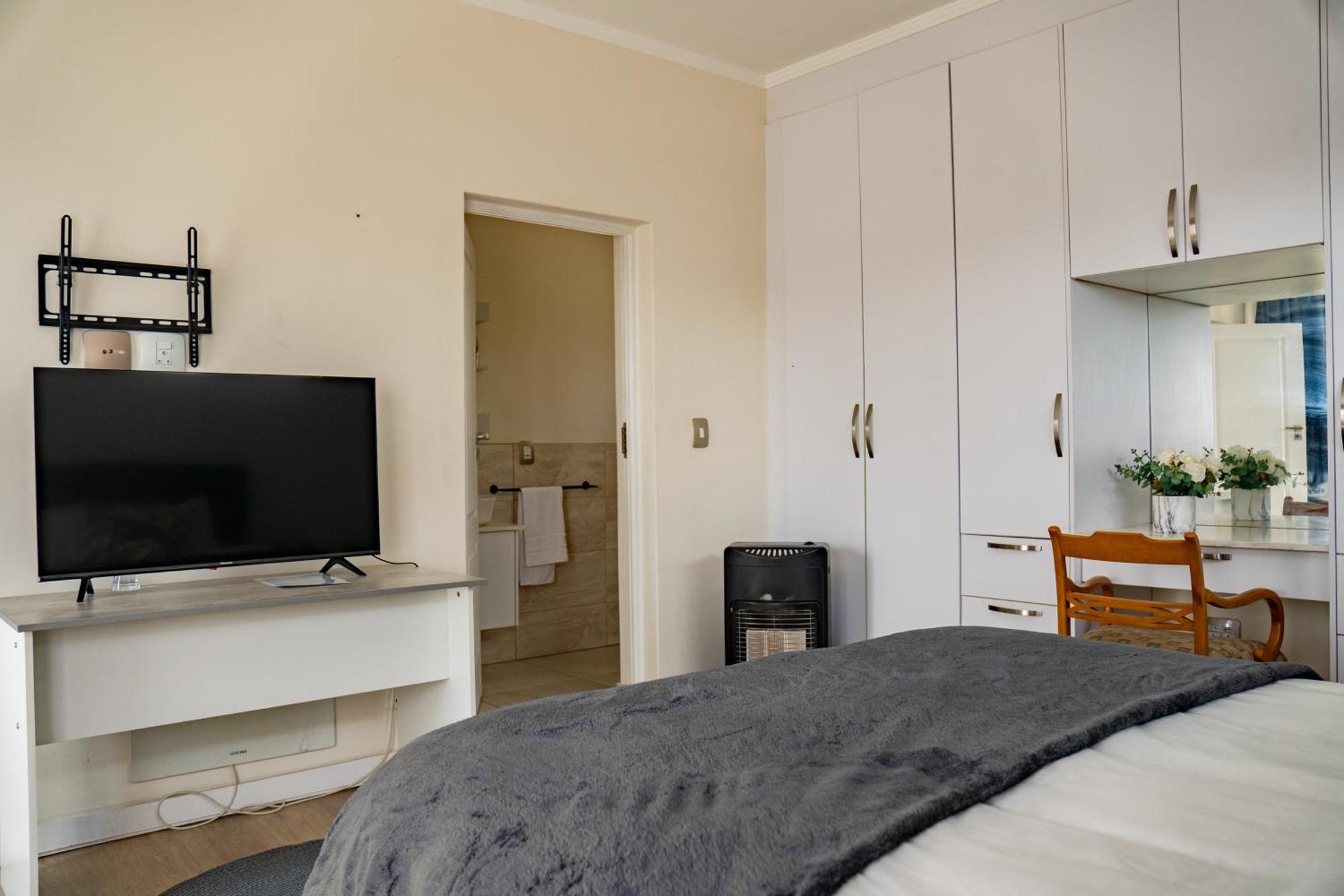 3 On Tessa Guesthouse Йоханесбург Екстериор снимка
